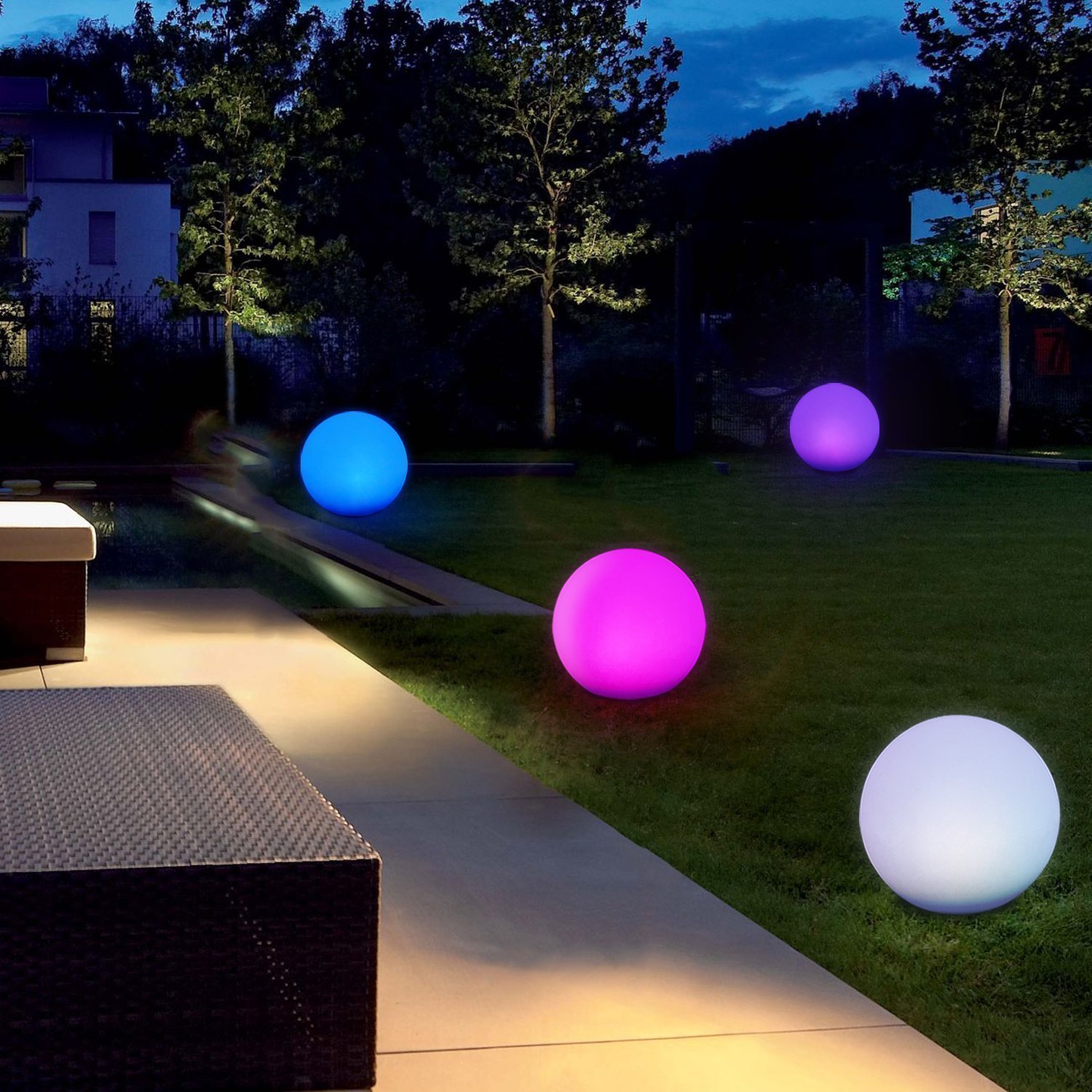 Amazon Luminous Balloon LED Flash Beach Ball Children&#039;s Water PVC Inflatable Remote Control Bounce Ball