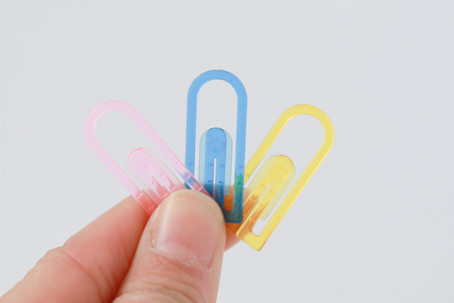 Plastic Paper Clip Office School Supplies Color Student Paper Storage Sorting Pin Boxed Anti-Rust Abs Plastic Paper Clip Office School Supplies Color Student Paper Storage Sorting Pin Boxed Anti-Rust Abs