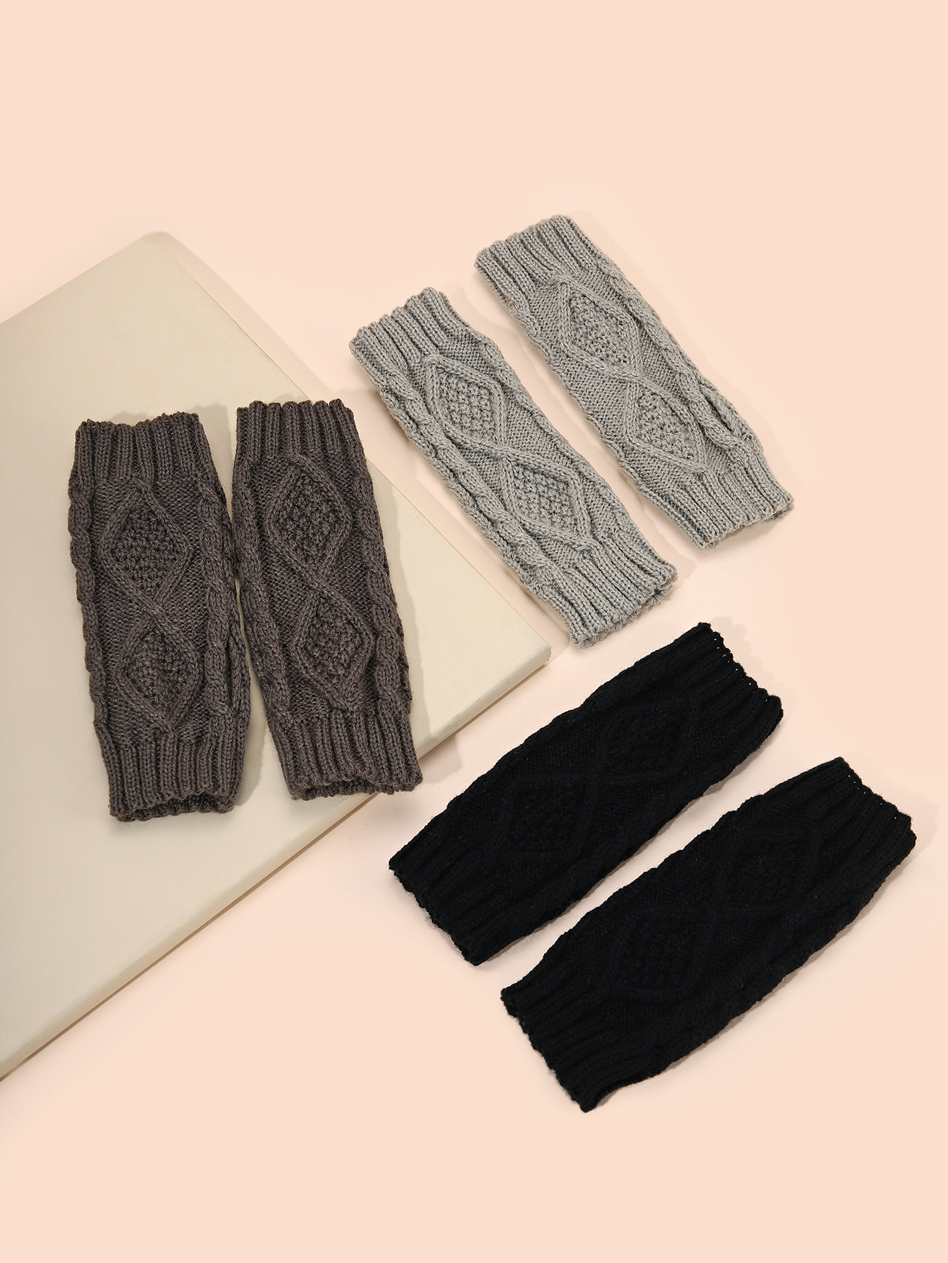 Knit Acrylic Gloves Rhombus Pattern Women Winter Mittens War Knit Acrylic Gloves Rhombus Pattern Women Winter Mittens War