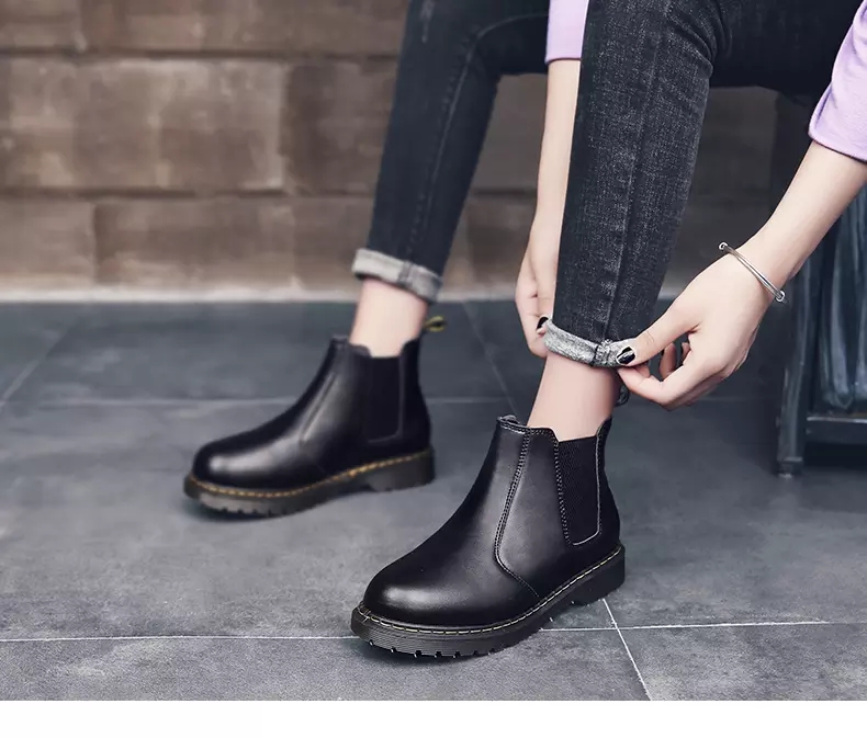 Autumn and winter Martin boots high help shoe boots woman worker outfit shoe big head shoe war Wolf Autumn and winter Martin boots high help shoe boots woman worker outfit shoe big head shoe war Wolf