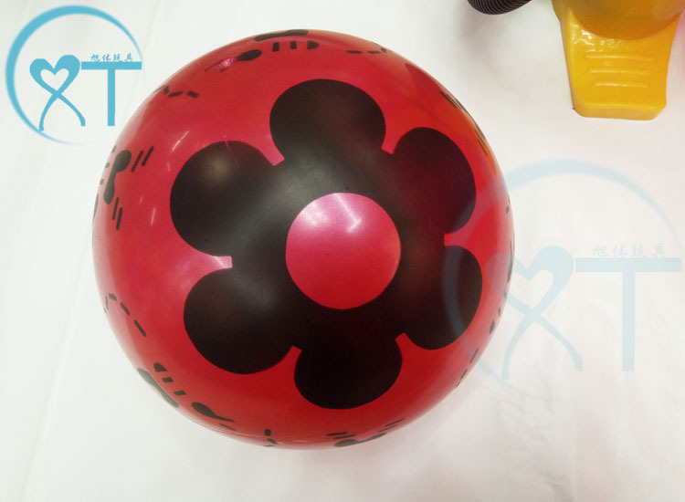 Manufacturers selling PVC children 9 inches air spray flower ball Toys Kindergarten clap inflatable football