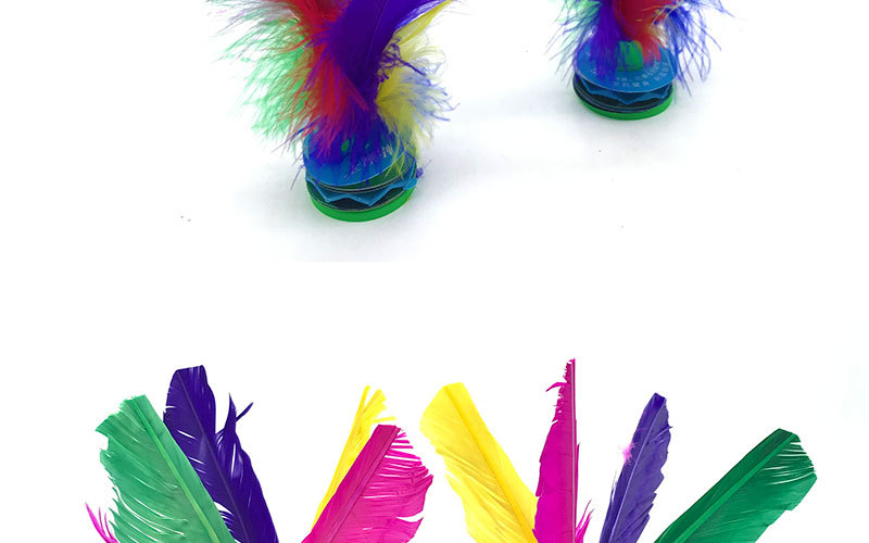 Factory Supply Kick Shuttlecock Student Sporting Goods Colorful Feather Shuttlecock Outdoor Sports 2 Yuan Department Store Wholesale Factory Supply Kick Shuttlecock Student Sporting Goods Colorful Feather Shuttlecock Outdoor Sports 2 Yuan Department Store Wholesale