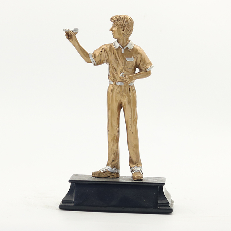 New resin darts trophy person trophy metal MEDALS custom factory direct selling crafts 3373 New resin darts trophy person trophy metal MEDALS custom factory direct selling crafts 3373