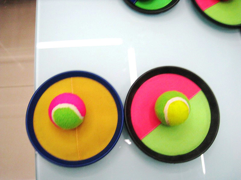 Factory Wholesale Sticky Cake Tennis Children Parent-Child Sucker Sticky Toy Tennis Throwing Ball Sucker Tennis