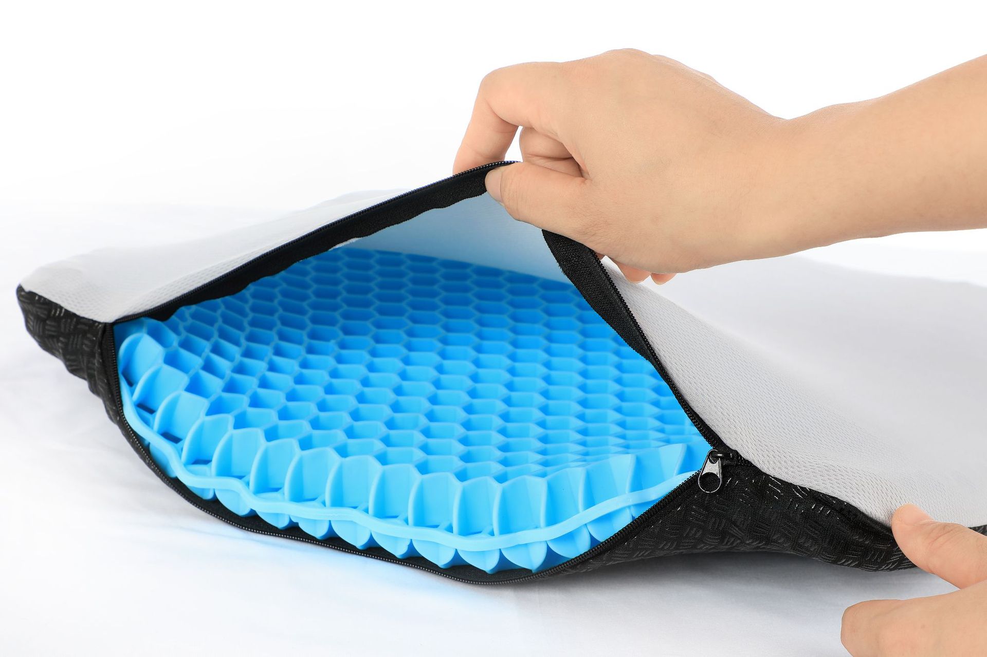 New Four Generation Egg Summer Gel Cushion Honeycomb Car Seat Cushion Breathable Soft Cushion Ice Pad Cool Pad Student Cushion