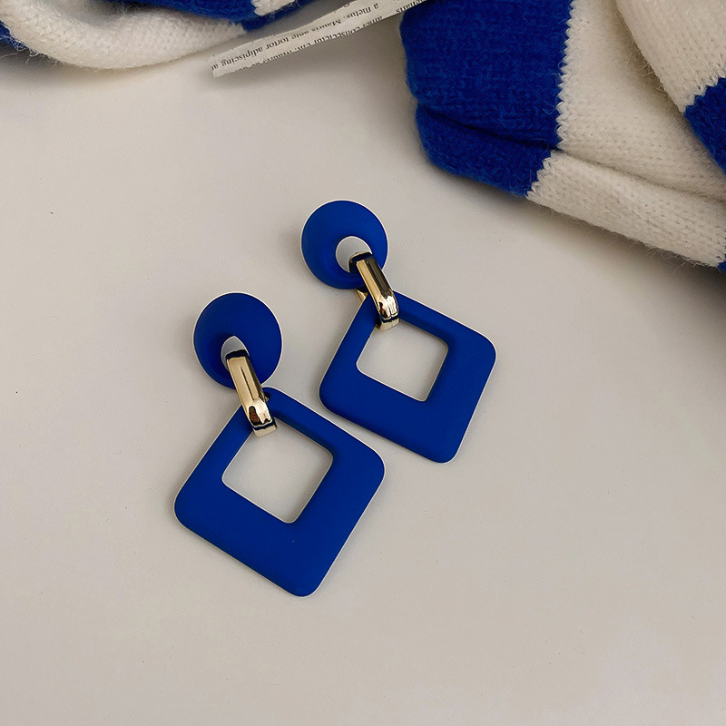Klein Blue 925 Silver Needle Geometric Circle Chain Earrings Personalized and Temperamental Stud Earrings Ins High Sense Korean Earrings