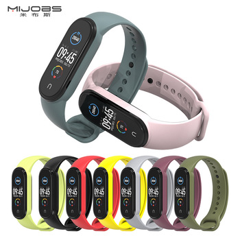Bracelet 4 Strap Xiaomi Bracelet 5 Wrist Strap Universal 3 Generation Silicone TwoColor Original Intellectual Property