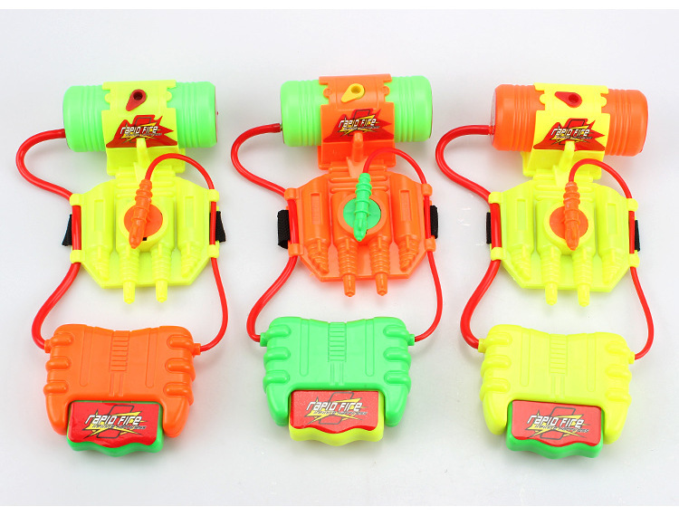 Summer Water Playing Creative Wrist Water Gun Children Water Fight Outdoor Stall Park Toys Wholesale Summer Water Playing Creative Wrist Water Gun Children Water Fight Outdoor Stall Park Toys Wholesale