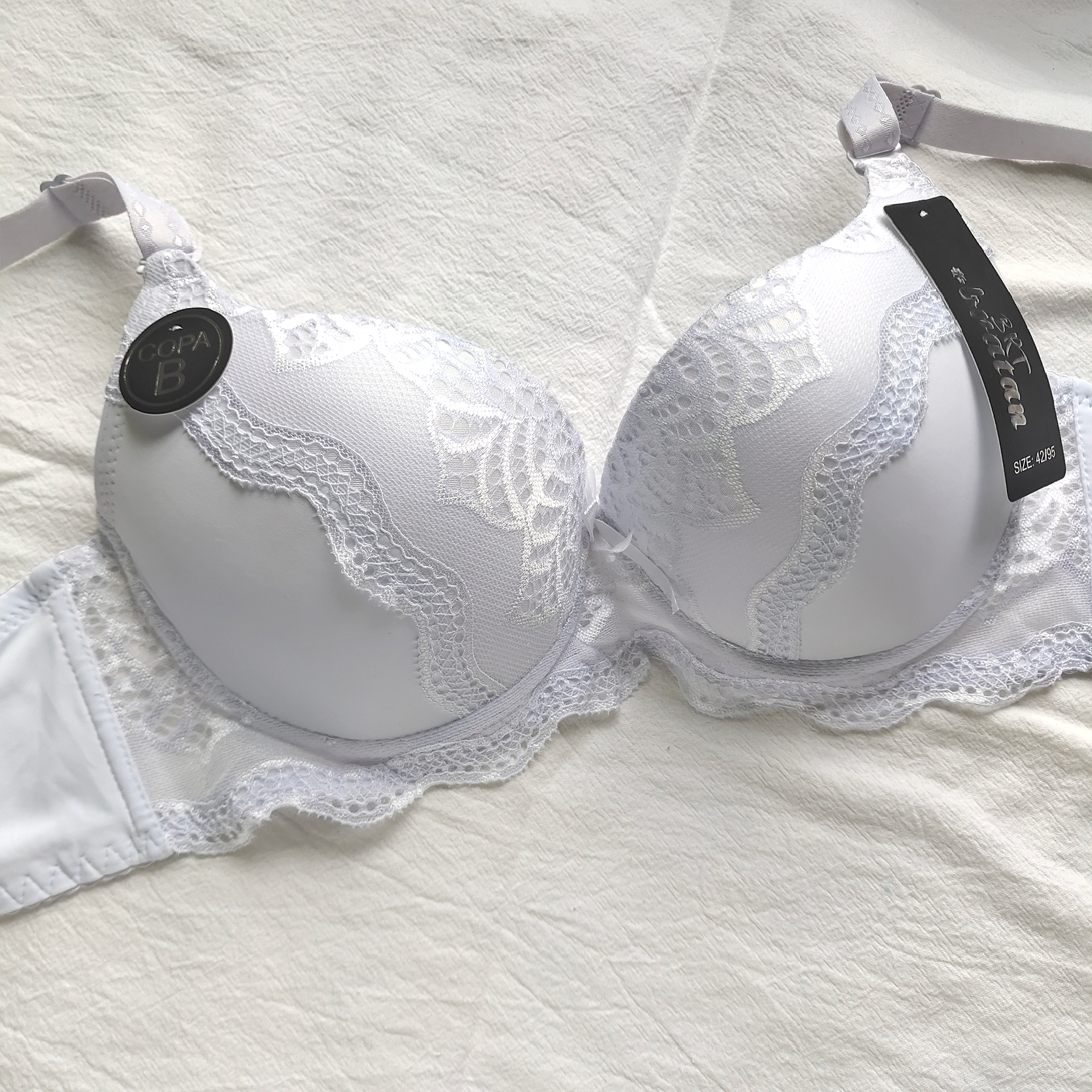 White Women's Bra with Steel Ring Sexy Push up Breast Holding Back Buckle Bra Can Be Zero Batch White Women's Bra with Steel Ring Sexy Push up Breast Holding Back Buckle Bra Can Be Zero Batch