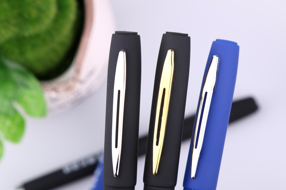 Neutral Ball Pen Customized Signature Advertising Marker Customized Logo Gift Black Water-Based Business Metal Roller Pen Neutral Ball Pen Customized Signature Advertising Marker Customized Logo Gift Black Water-Based Business Metal Roller Pen