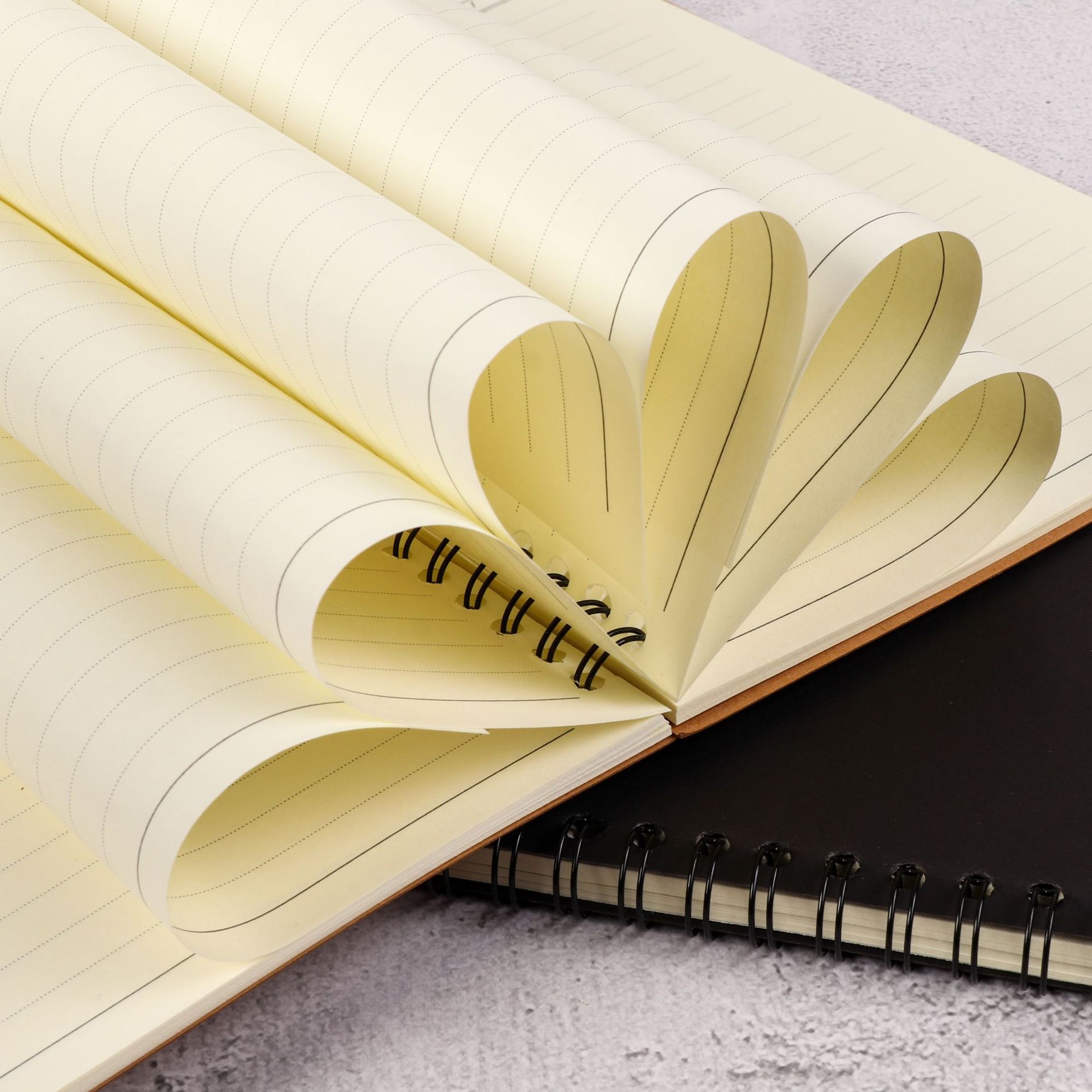Customized B5 Coil Notebook A5 Job Exercise Book Business 32K Cowhide Spiral Notepad Customized Printed Log