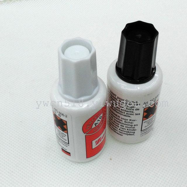 Color box double bottle of correction fluid bottle with brush liquid paper correction fluid Color box double bottle of correction fluid bottle with brush liquid paper correction fluid