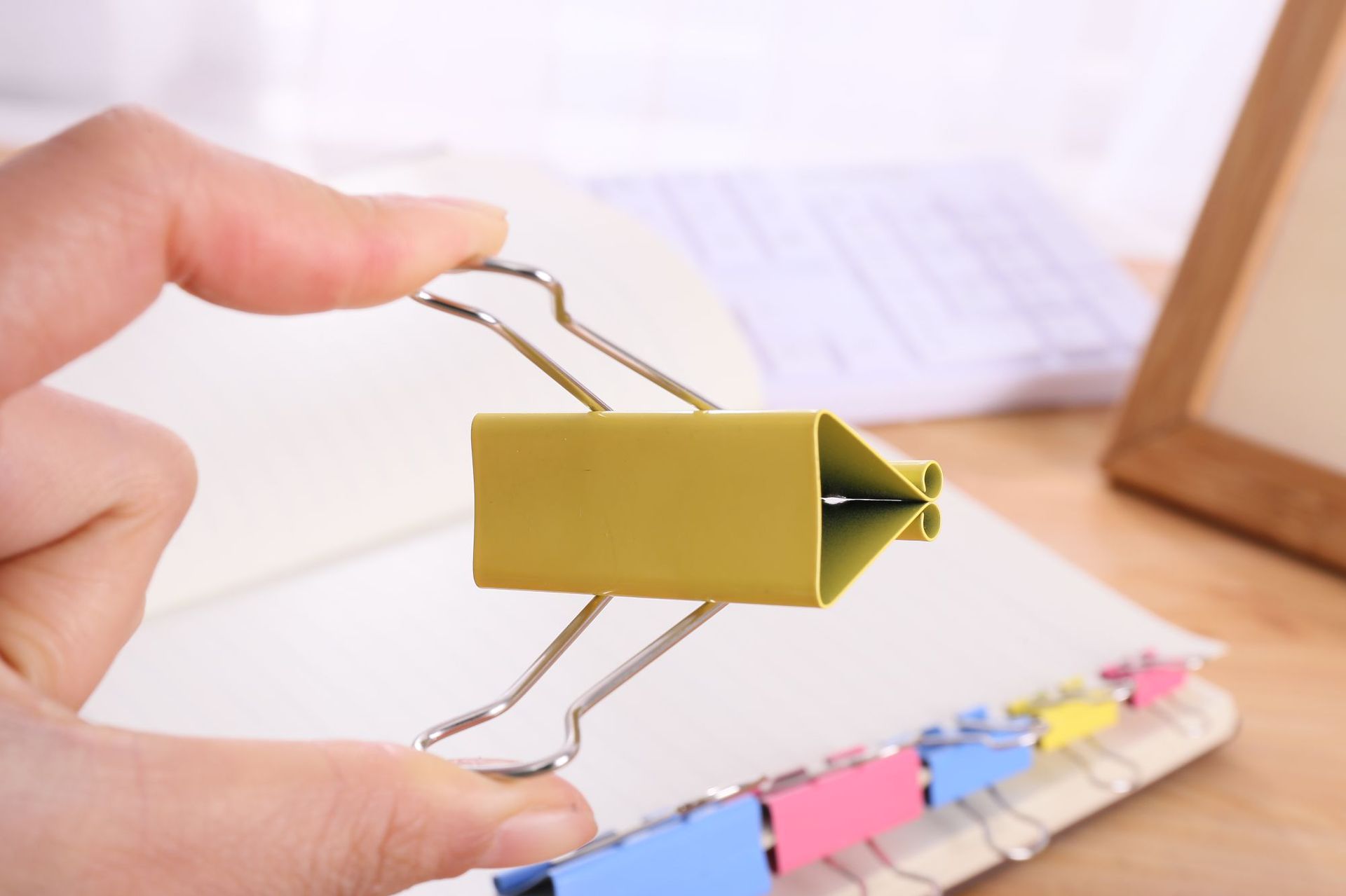 Office Supplies Long Tail Clip 25mm Medium Metal Ticket Clips Stationery Wholesale Color Binder Clip Pieces Office Supplies Long Tail Clip 25mm Medium Metal Ticket Clips Stationery Wholesale Color Binder Clip Pieces