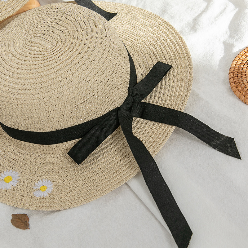 Summer Korean Style Outdoor Travel Parent-Child Big Brim Embroidered Small Chrysanthemum Bow Foldable Sun Protection Sun Shade Straw Hat for Women Summer Korean Style Outdoor Travel Parent-Child Big Brim Embroidered Small Chrysanthemum Bow Foldable Sun Protection Sun Shade Straw Hat for Women