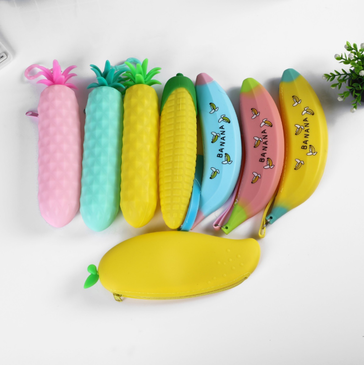Silicone pencil bag fruit and vegetable simulation pencil bag banana green onion pen bag pea pineapple