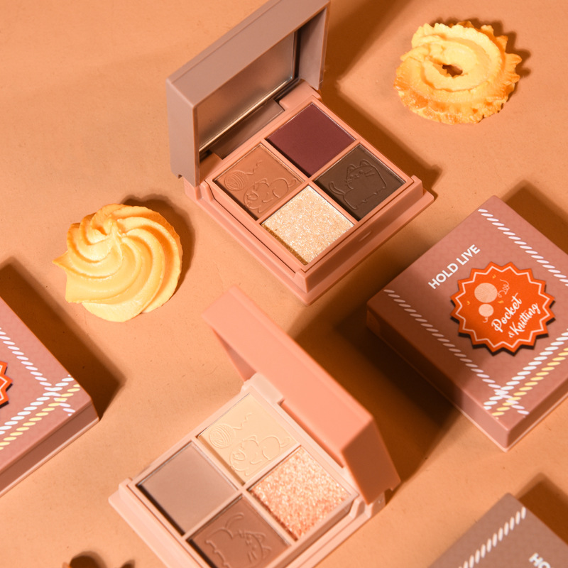 Hold Live Yue Twilight Impression Four Color Eyeshadow Palette Ins Internet Celebrity Sequins Matte Shimmer Earth 4-Color Eyeshadow Hold Live Yue Twilight Impression Four Color Eyeshadow Palette Ins Internet Celebrity Sequins Matte Shimmer Earth 4-Color Eyeshadow