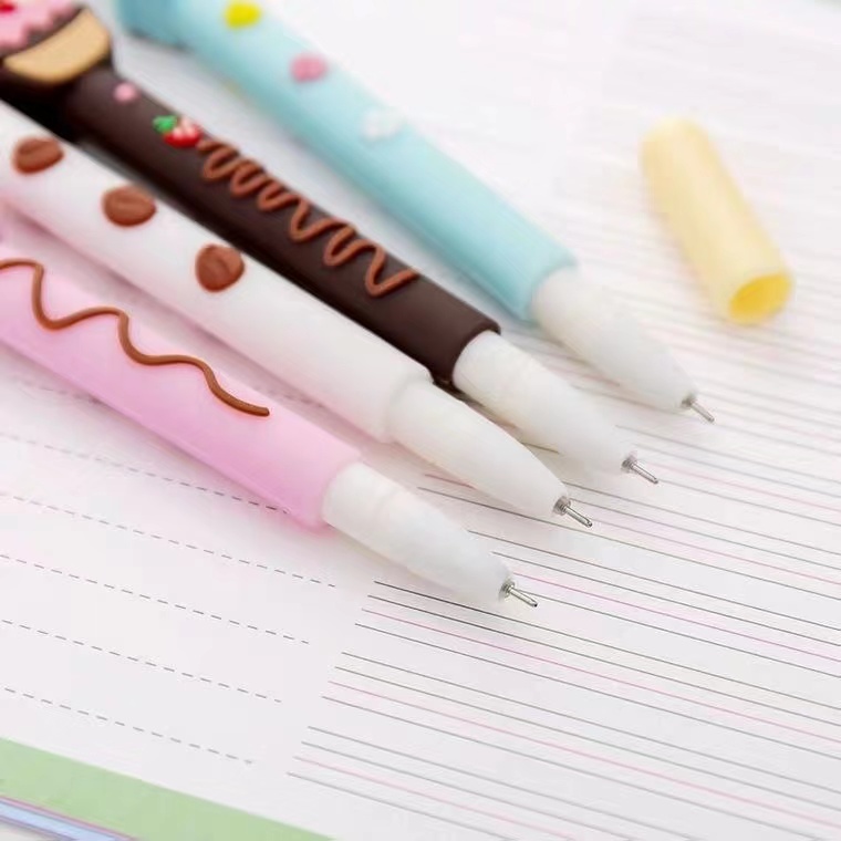 2021 New Fruit Chocolate Cartoon Gel Pen Fragrance Cute Refreshing Student Creativity Stationery Black 0.5