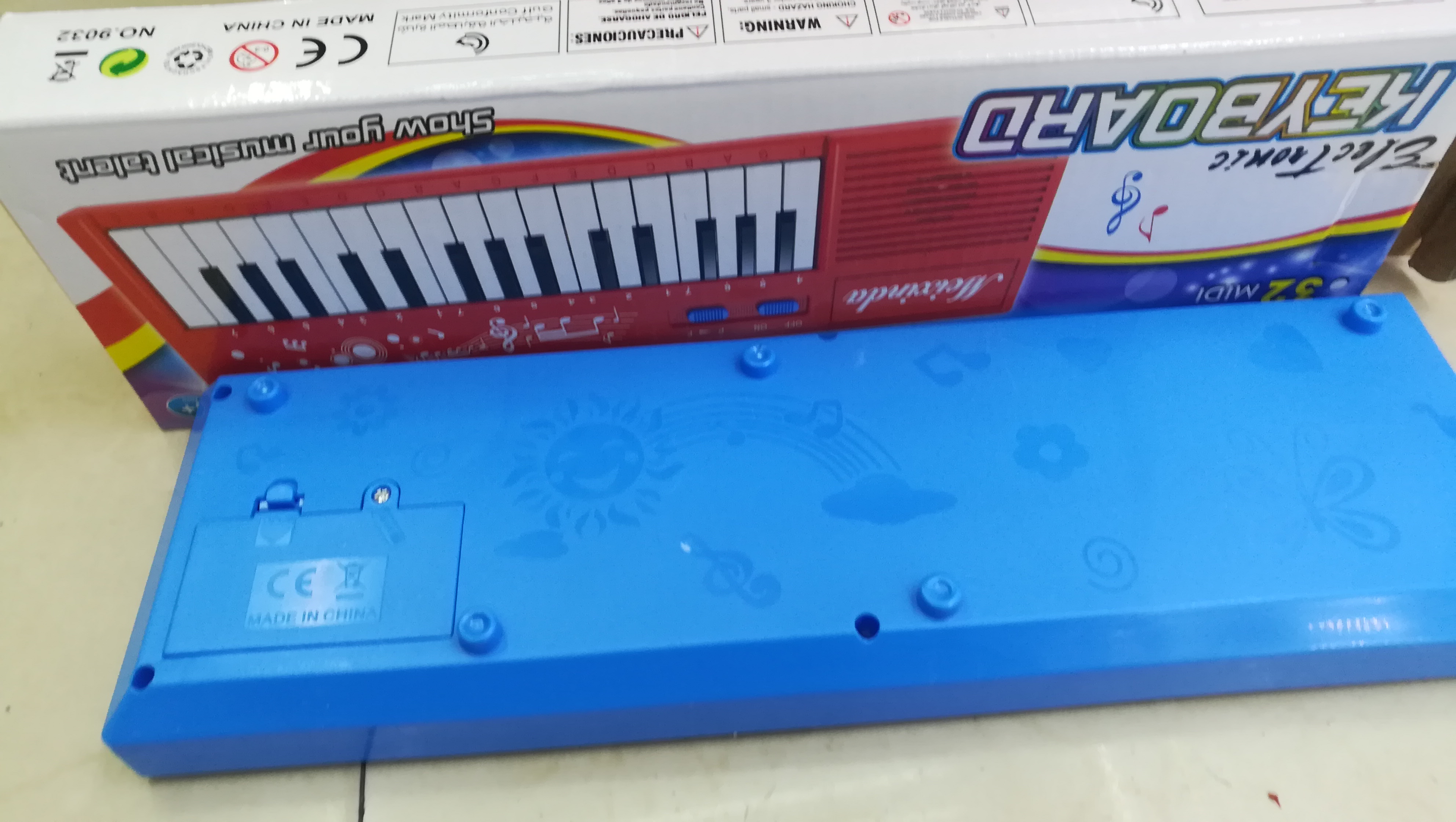 37-key multi-function electronic keyboard with microphone 372 English color box 37-key multi-function electronic keyboard with microphone 372 English color box