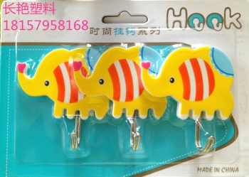 Long Yan printing plastic cartoon hook 3 hook 1337 bearing 2kg Long Yan printing plastic cartoon hook 3 hook 1337 bearing 2kg