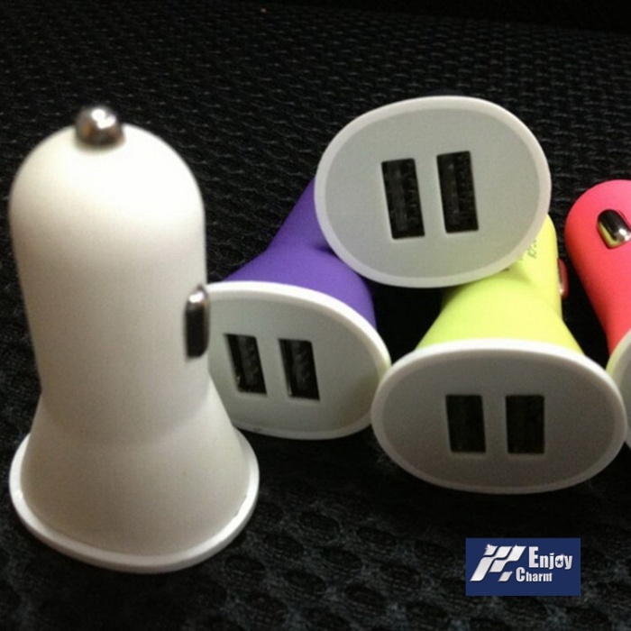 The new mini car charger with a small horn car full of USB color car charger head The new mini car charger with a small horn car full of USB color car charger head