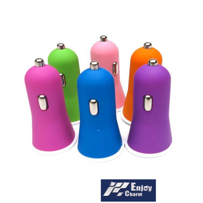 The new mini car charger with a small horn car full of USB color car charger head The new mini car charger with a small horn car full of USB color car charger head