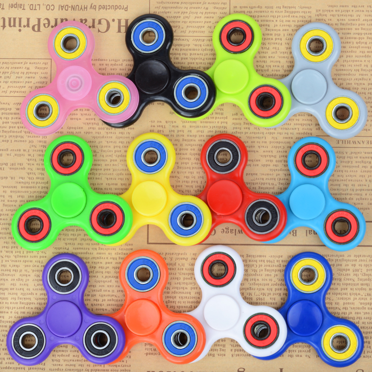 Spot factory direct selling finger fingertip gyro spiral bearing decompression gyro artifact toy