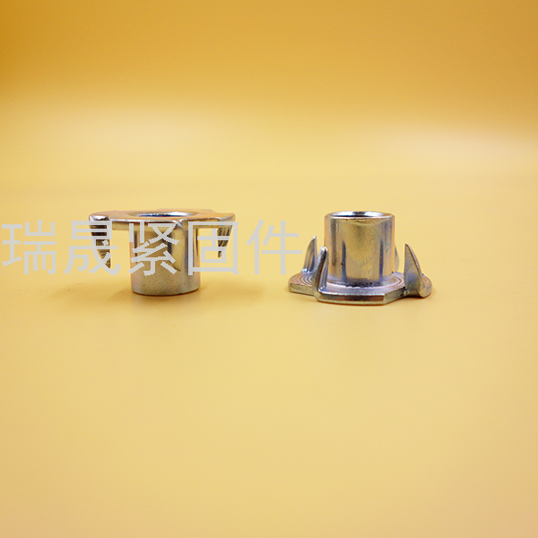 Four-Claw Nut Stainless Steel Inlaid Nut Furniture Four-Claw Nut Screw Locking Nut Fastener
