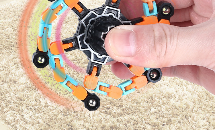 Fingertip Mechanical Gyro Decompression Transformable Mecha Chain Bearing Hand Spinner Children's DIY Creative Popular Toy Fingertip Mechanical Gyro Decompression Transformable Mecha Chain Bearing Hand Spinner Children's DIY Creative Popular Toy