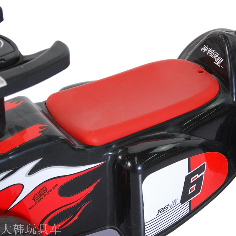 Children&#039;s Sports Car Scooter Four-Wheel Toy Car Music Walker Car Horn Boy Luge Balance Car without Pedal