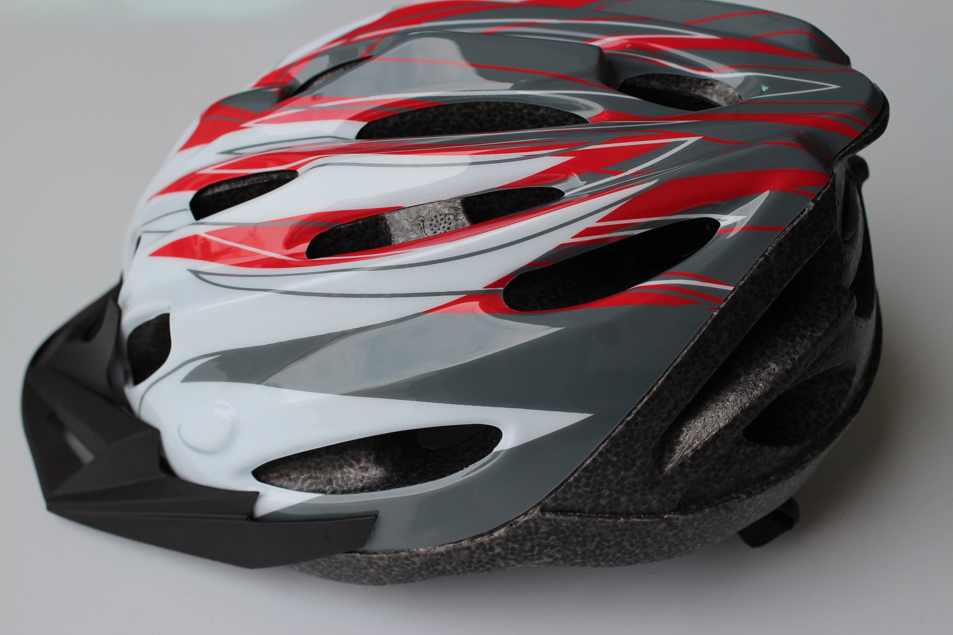 ... class = 'class2' > helmet ... class = 'class2' > helmet