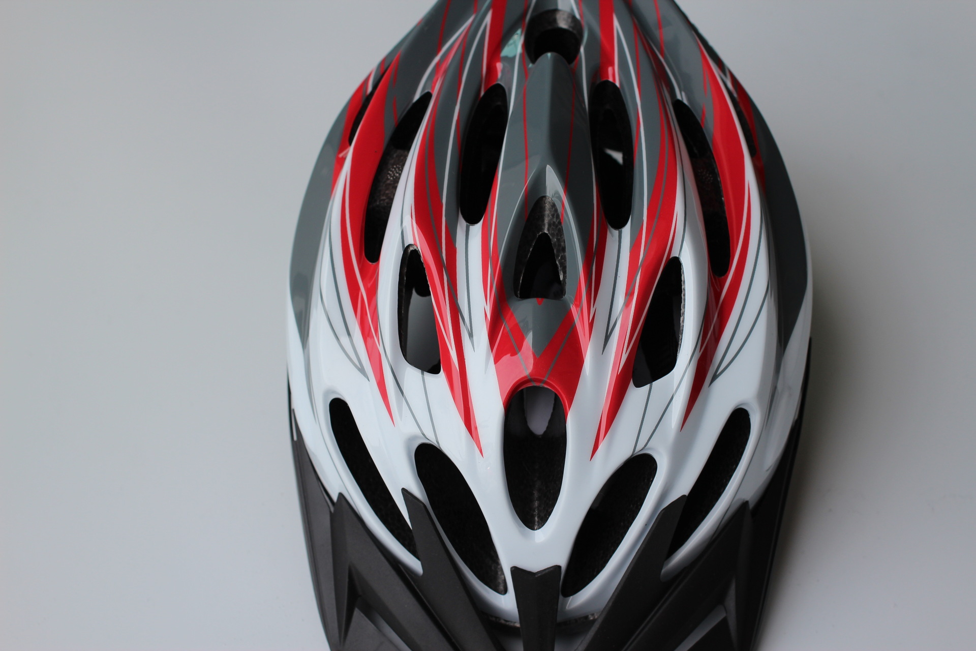 ... class = 'class2' > helmet ... class = 'class2' > helmet