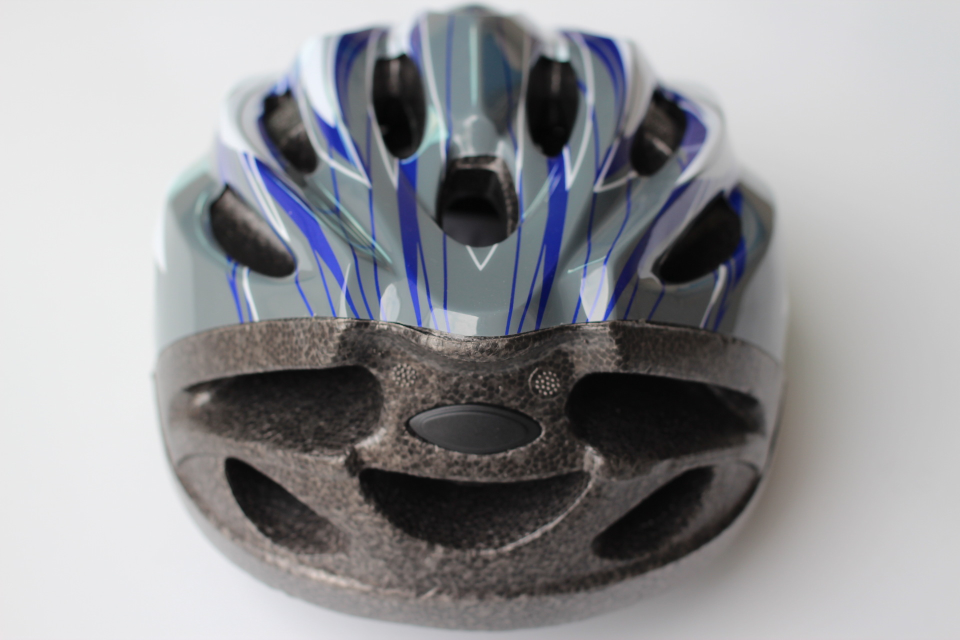 ... class = 'class2' > helmet ... class = 'class2' > helmet