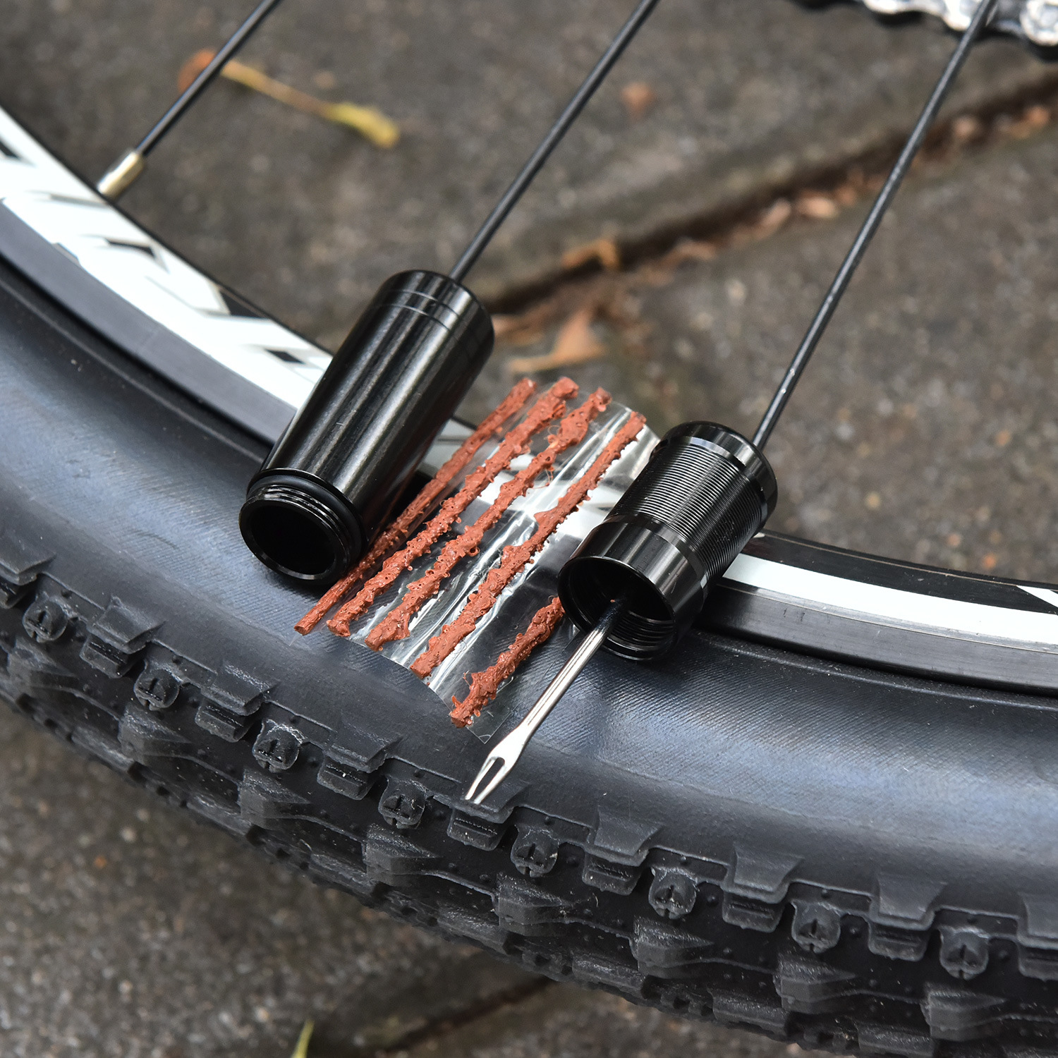 Bicycle Repair Tool Fork Drill Vacuum Tire Repair Portable Emergency Tire Repair Strip Bicycle Repair Tool Fork Drill Vacuum Tire Repair Portable Emergency Tire Repair Strip