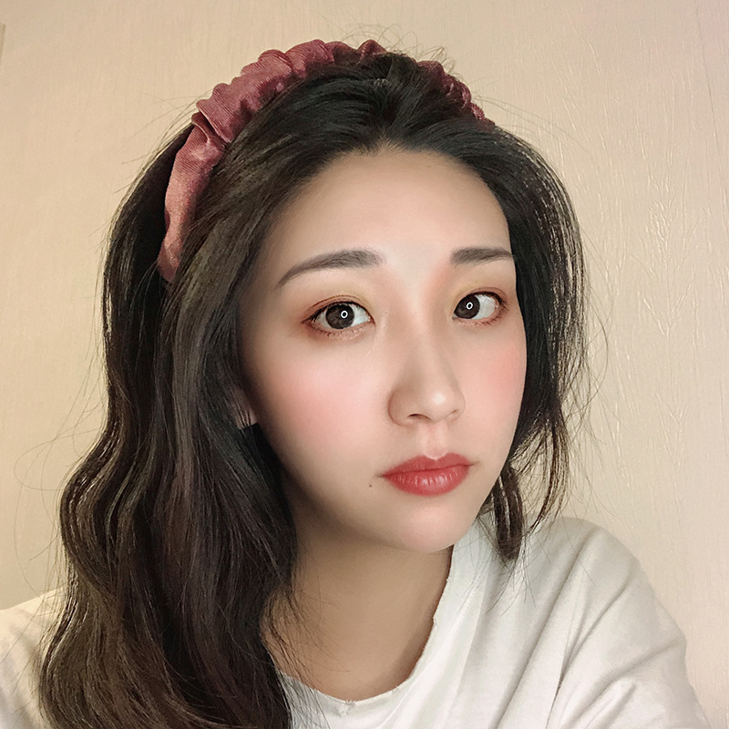 Cross-Border Korean Foreign Trade Internet Celebrity Pleated Headband High-End Gold Velvet European and American All-Matching out Support Headband Hair Fixer Cross-Border Korean Foreign Trade Internet Celebrity Pleated Headband High-End Gold Velvet European and American All-Matching out Support Headband Hair Fixer