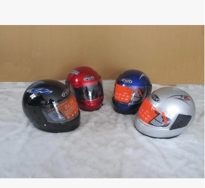 Motorcycle helmet helmets electric cars to keep warm in autumn and winter scarf adult men and women riding helmet winter helmets multi-colored helmet