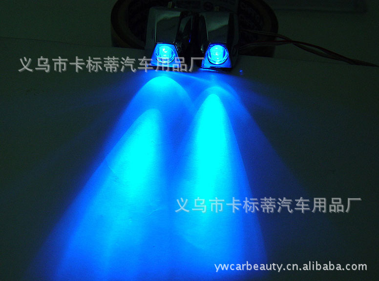 Automobile water jet light LED high light Automobile wiper car water jet hole light multi-color optional Automobile water jet light LED high light Automobile wiper car water jet hole light multi-color optional