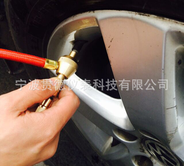 Tire Pressure Gauge with Leather Tube Mechanical Tire Pressure Gauge Tire Pressure Detection with Decompression Tire Pressure Gauge with Leather Tube Mechanical Tire Pressure Gauge Tire Pressure Detection with Decompression