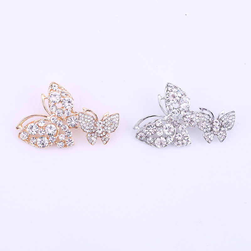 Europe and the United States cross-border supply manufacturers for Europe and the United States fashion atmosphere hollow-set diamond butterfly alloy brooch support customization