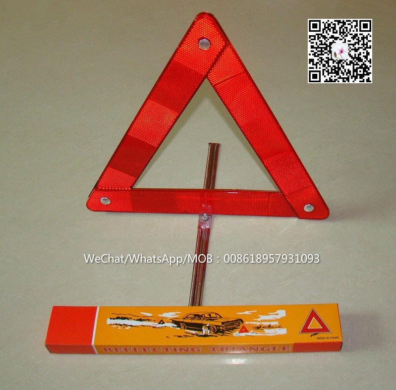 Reflecting triangle warning sign Reflecting triangle warning sign