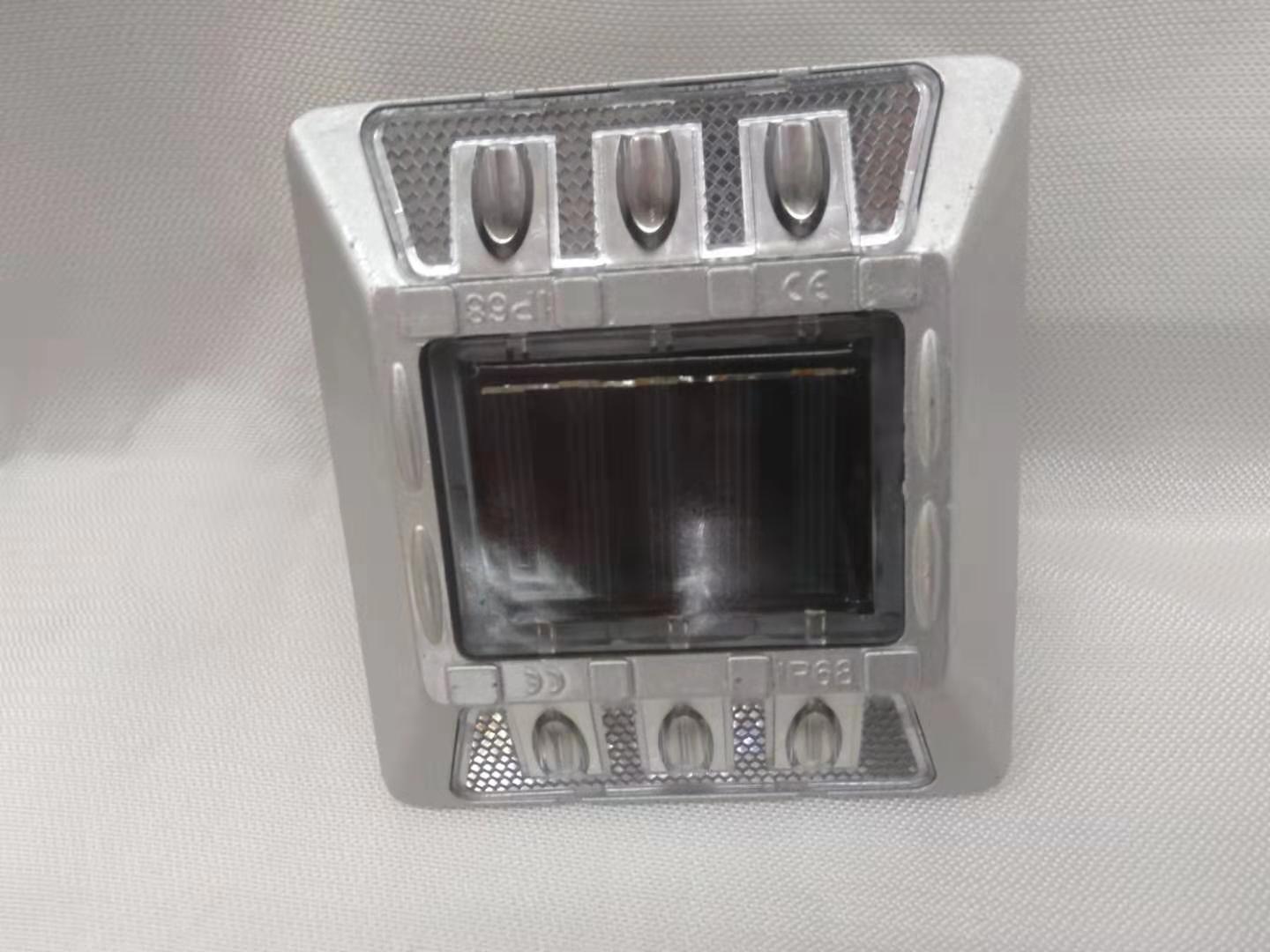 Solar spike/cast aluminum spike/reflective warning road sign/double-sided light /LED spike light