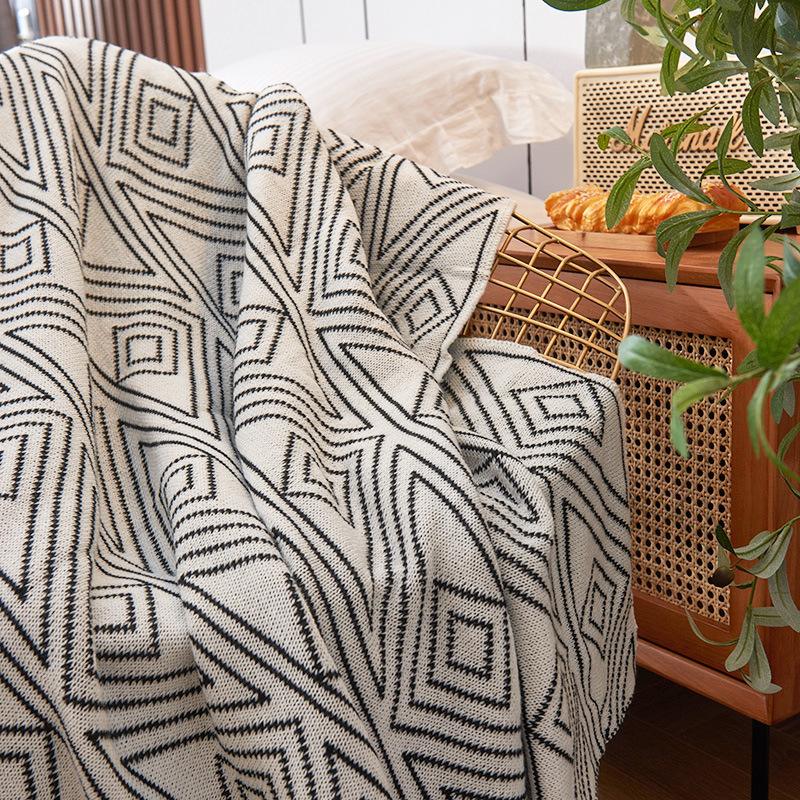 Nordic Instagram Style Gray Knit Casual Small Wool Blanket Quilt Summer Thin Nap Sofa Cover Single Blanket