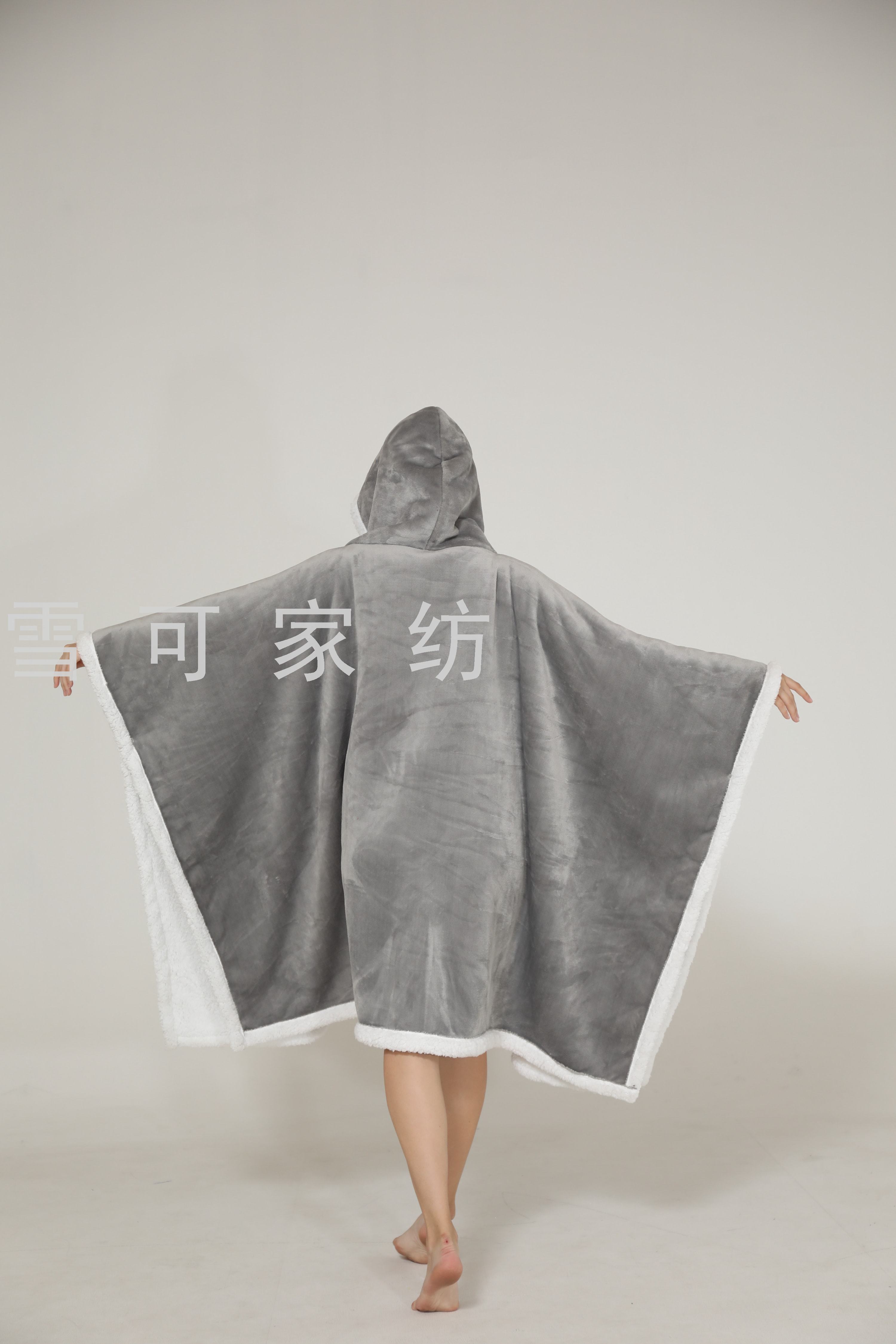 Cloak Blanket TV Blanket Sofa Nap Blanket Autumn and Winter Thickening Cover Blanket Outdoor Blanket Adult Parent-Child Wear Hat Cloak Blanket TV Blanket Sofa Nap Blanket Autumn and Winter Thickening Cover Blanket Outdoor Blanket Adult Parent-Child Wear Hat