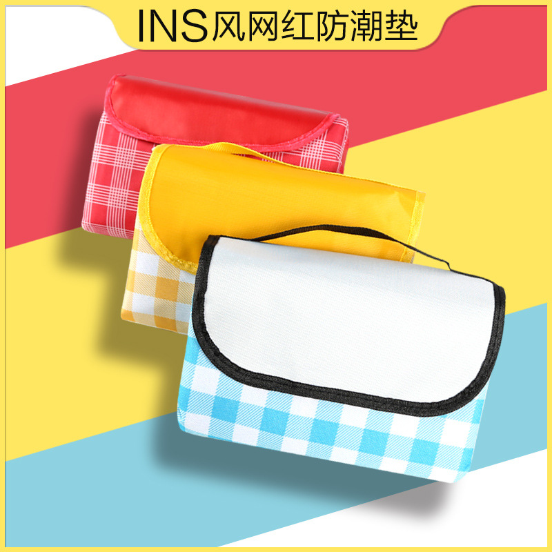 Picnic Mat Moisture Proof Pad Picnic Blanket Park Lawn Portable Outdoor Portable Foldable Lawn Extra Large Disposable