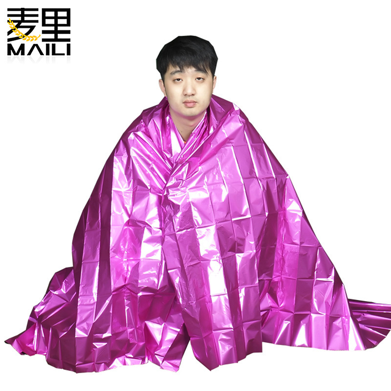 Pet Gold and Silver Color Emergency Blanket Emergency Thermal Blanket Sun Protection Outdoor Survival Camping Life Blanket Factory Wholesale