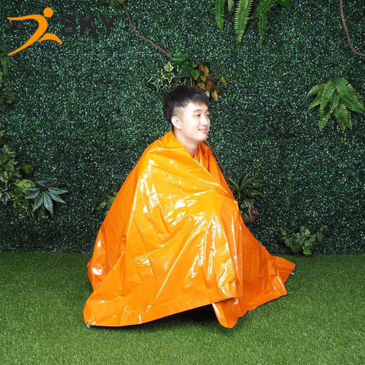 Pet Gold and Silver Color Emergency Blanket Emergency Thermal Blanket Sun Protection Outdoor Survival Camping Life Blanket Factory Wholesale