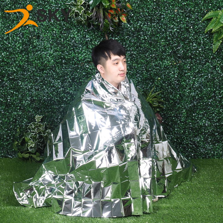 Shengkai Wholesale Marathon Temperature Loss Outdoor Camping Portable Life-Saving Emergency Insulation Blanket Silver Emergency Blanket Survival Blanket