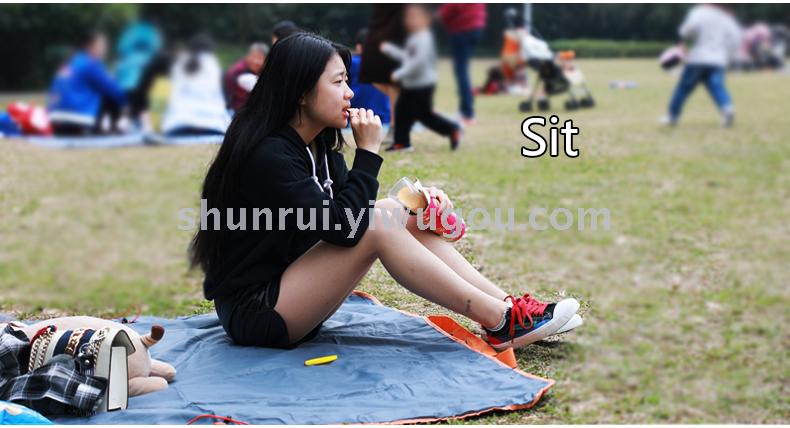 Foreign trade hot style Miscato outdoor multi-purpose waterproof carpet lightweight travel bag beach bag picnic blanket.