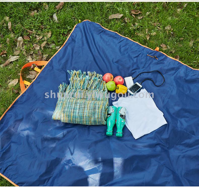 Foreign trade hot style Miscato outdoor multi-purpose waterproof carpet lightweight travel bag beach bag picnic blanket.