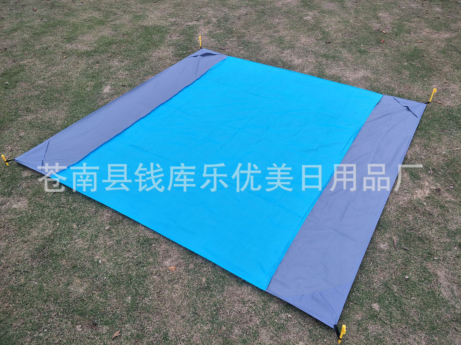 New Camping Outdoor Picnic Mat Waterproof and Foldable Pocket Beach Mat Beach Camping Picnic Blanket Factory Wholesale New Camping Outdoor Picnic Mat Waterproof and Foldable Pocket Beach Mat Beach Camping Picnic Blanket Factory Wholesale