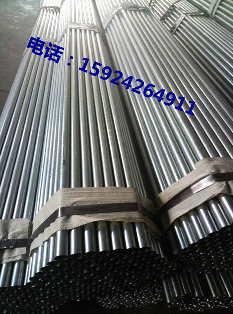 Iron tube wedding tent conference tent disaster relief tent factory direct sales can be customized